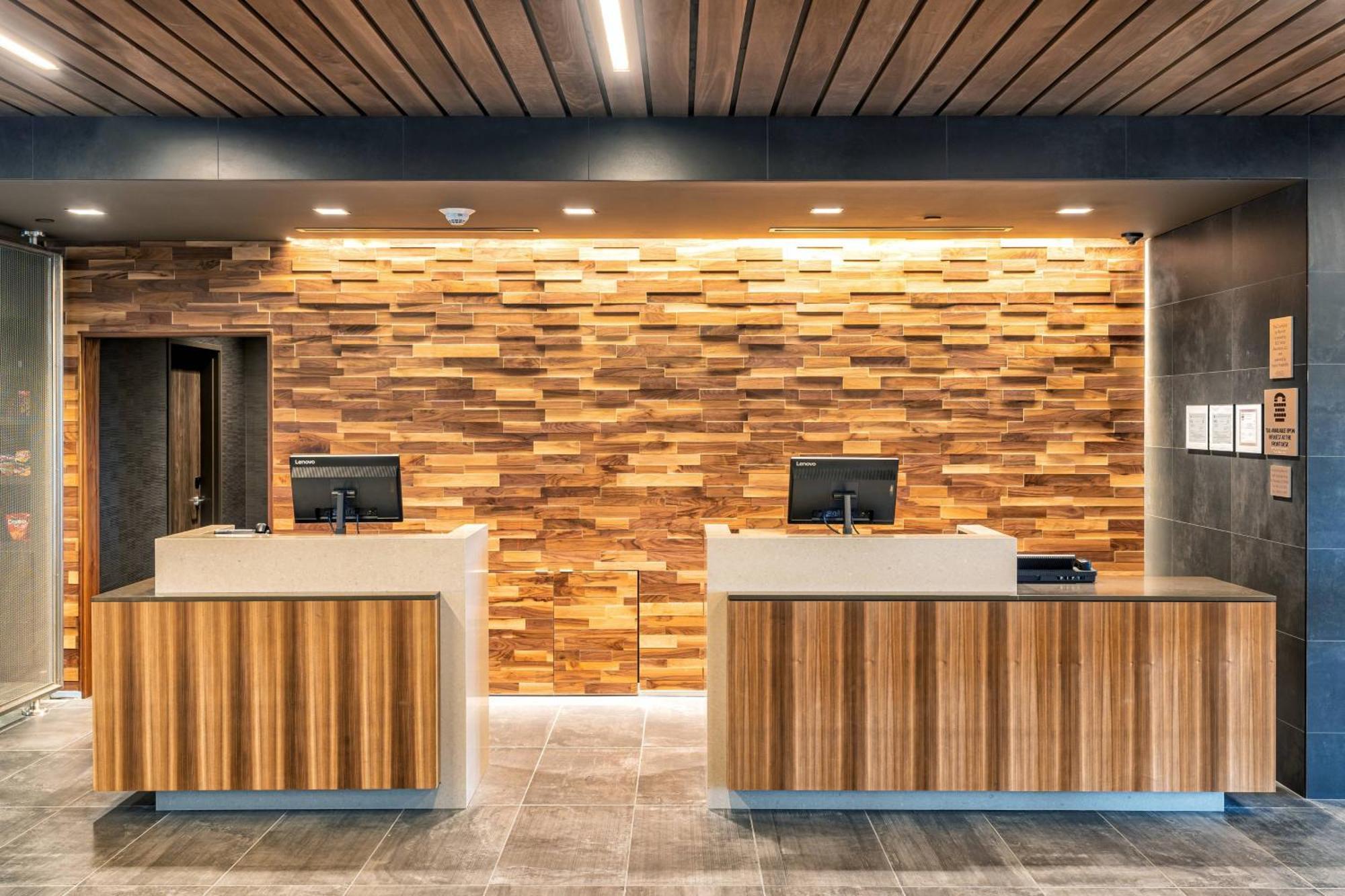 Courtyard By Marriott Charleston-North Charleston Hotel Exterior photo